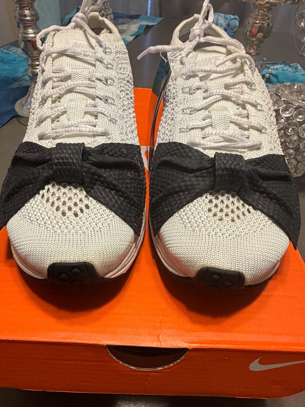 Nike Women's Size 10.5 Commes De Garçon Flyknit bow tie collab NWT $185
